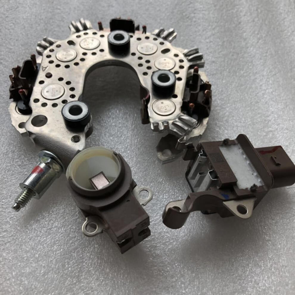 2t雷凌致炫逸致发电机调节器碳刷 原装整流器【图片 价格 品牌 报价】