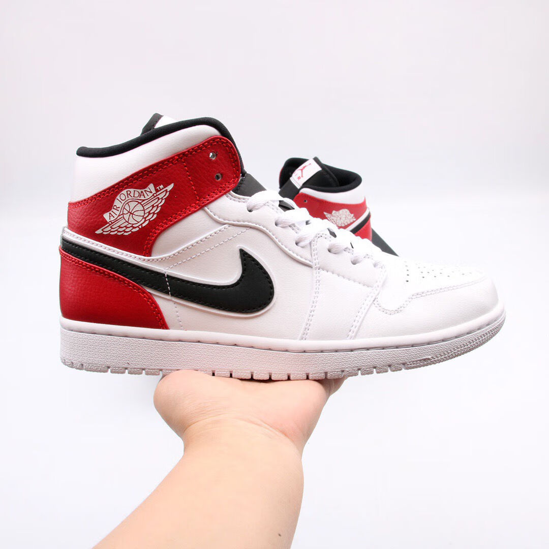 实拍aj纯原乔1中帮芝加哥白红休闲男女潮流板鞋校园运动跑步鞋芝加哥