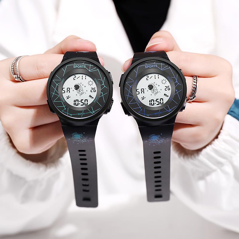 gioio 太空人宇航员手表男女初中学生青少年韩版潮流帅气电子表 黑白