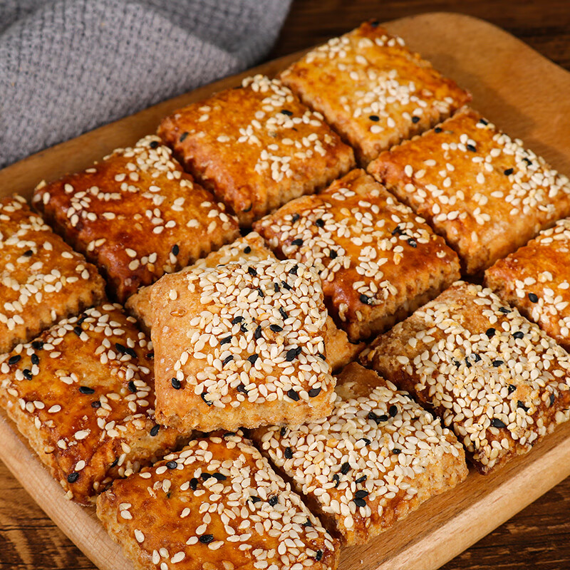 山药南瓜酥千层酥饼干糕点心早餐老年人零食烘烤非油炸好吃的食品送礼