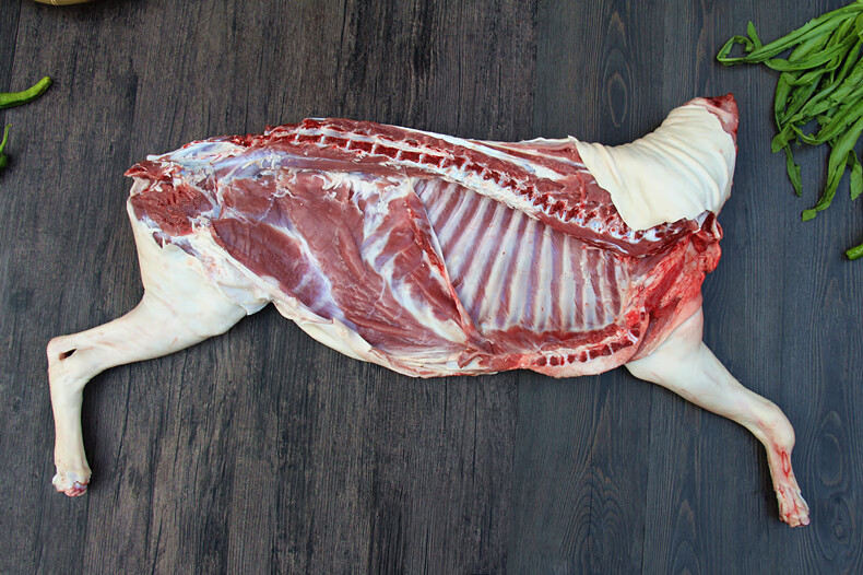 带皮山羊肉半只装12斤放养羊排羊前腿羊后腿羊蝎子新鲜羊肉莫尔加德