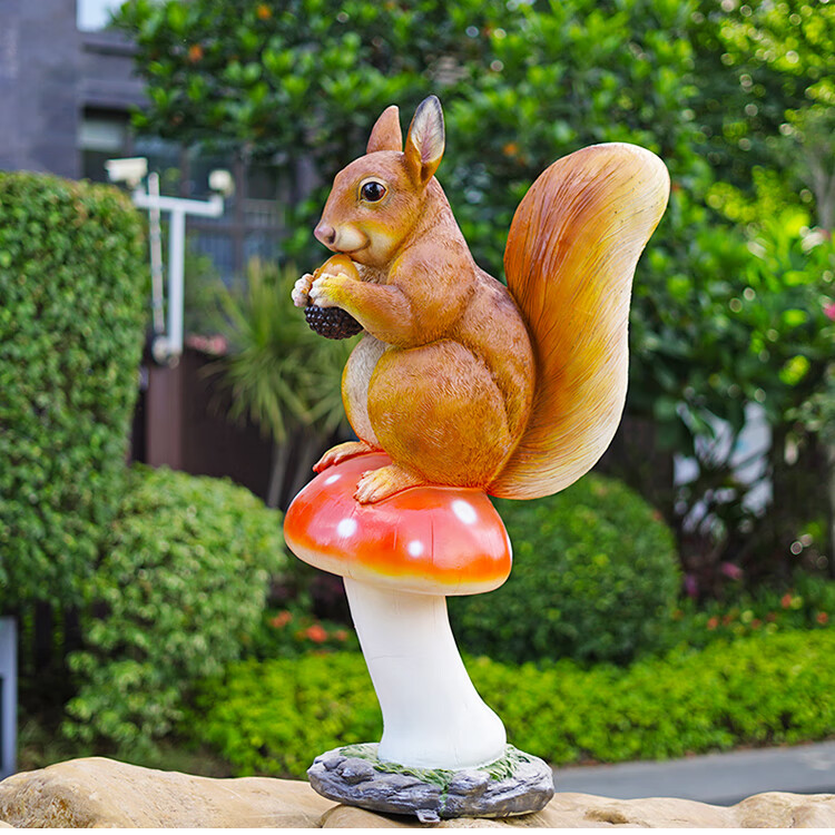 仿真大型松鼠雕塑假的塑料园区景观动物摆件摆设小品模型草坪室外坐