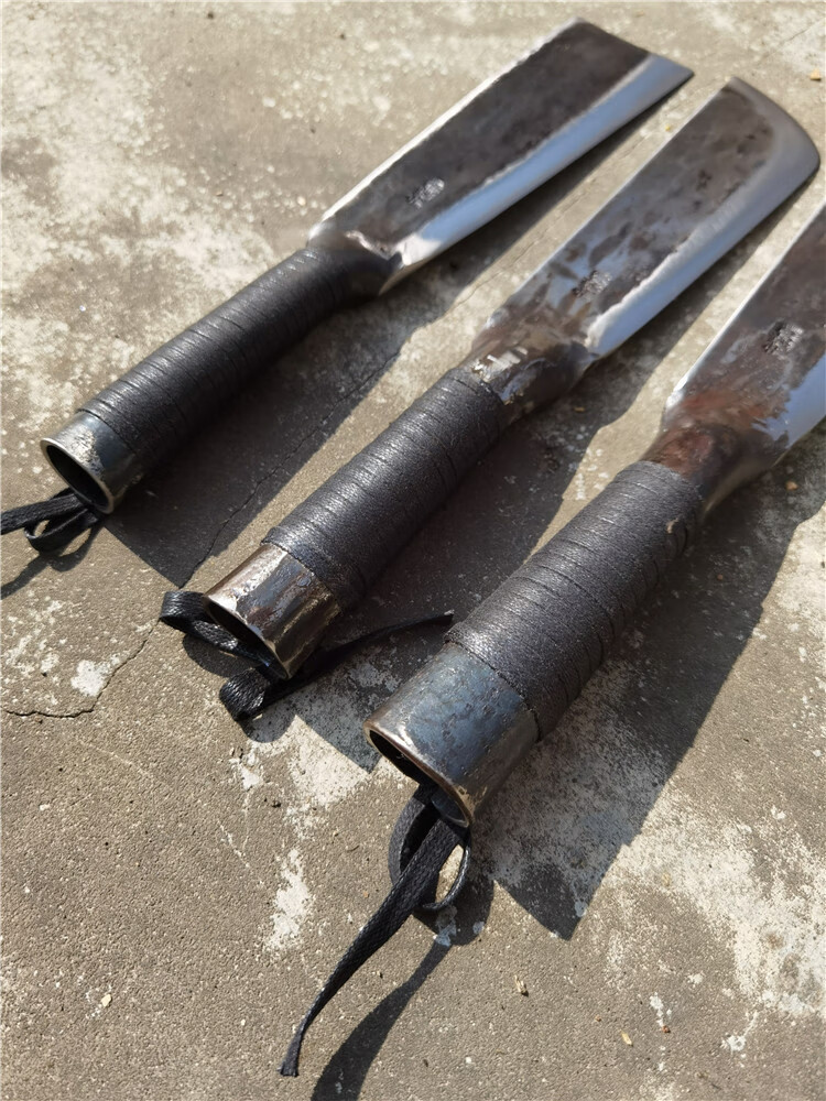 户撒阿昌柴刀手工锻打劈柴开路镰竹园林刀多功能野营户外农用刀具定制