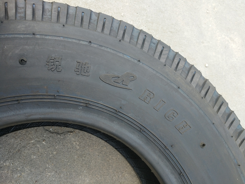 锐驰轮胎600 650 700 750 825-13 14 15 16lt尼龙胎矿山加厚耐磨 700