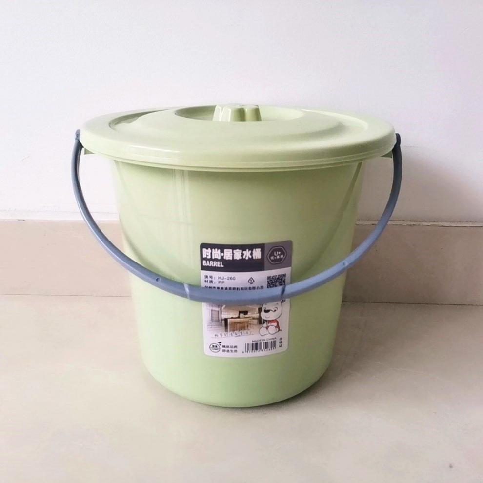 加厚塑料小号手提水桶家用迷你桶玩具收纳画画洗笔油漆钓鱼桶绿色5升