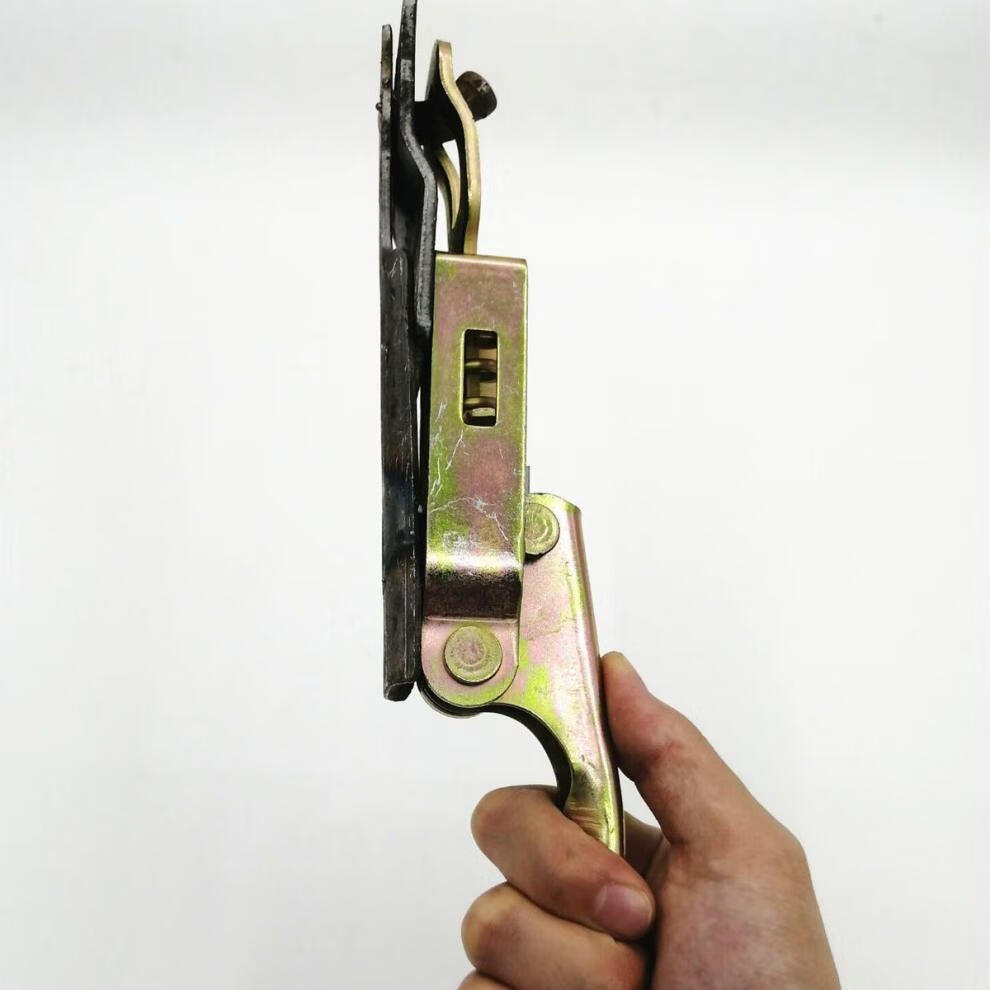 公鹤汽车货车三轮车栏板锁扣车厢钩搭扣板锁门扣开关总成10月7日发完