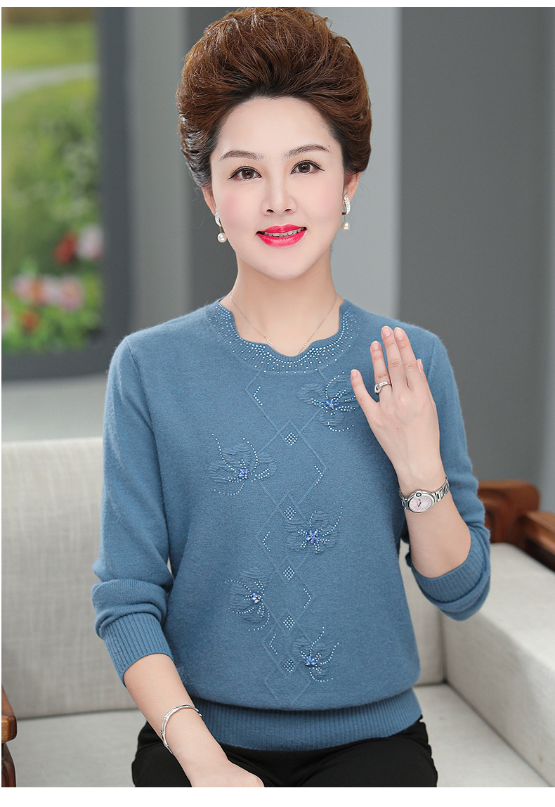 中老年女装秋冬新款大码打底羊毛衫中年妈妈装低圆领针织衫毛衣女酒红