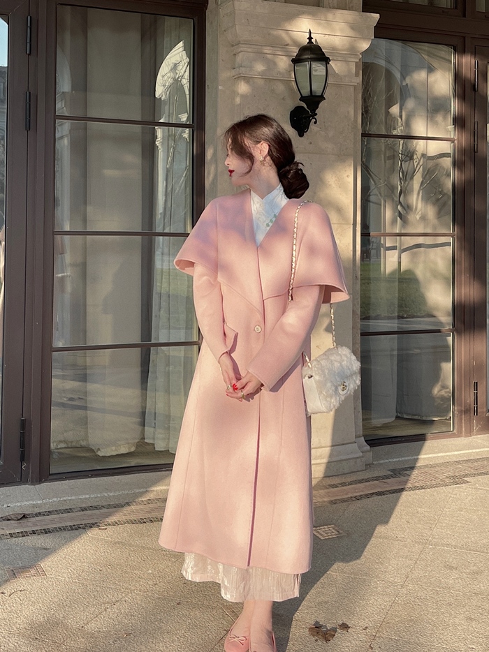 戈伦索轻奢品牌水蜜桃粉色毛呢外套女2021斗篷式羊毛双面呢子大衣