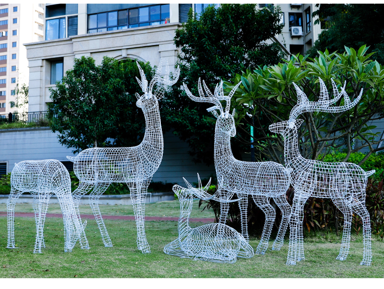 南界户外不锈钢镂空鹿铁艺鹿雕塑园林景观商业街发光动物模型装饰摆件