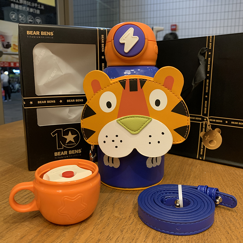 熊本士保温杯个装 熊本士儿童保温杯316l食品级带吸管水壶钛杯男女童