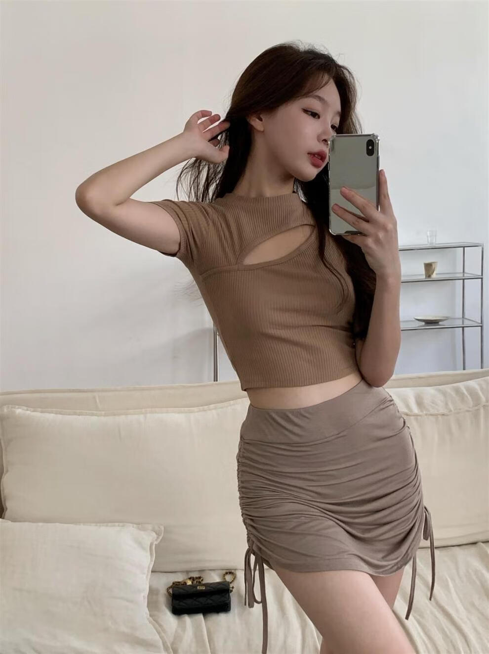 感修身胸前斜开口镂空圆领短款露脐短袖打底衫上衣白色面料m90100斤