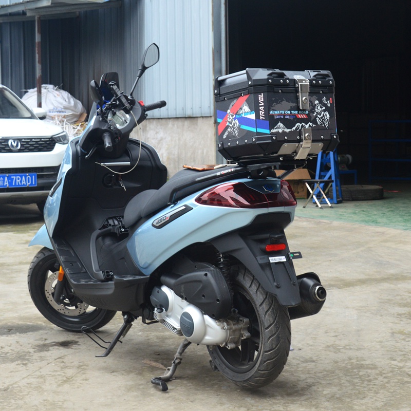 比亚乔踏板车x7铝合金特大中小号标志sf4尾箱巡鹰125赛鹰125快拆后备