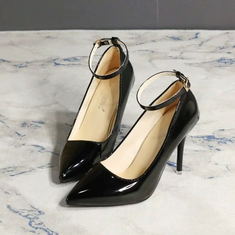 45大码一字扣带高跟鞋女漆皮细跟黑色职业工作鞋反串演出伪不累脚黑色