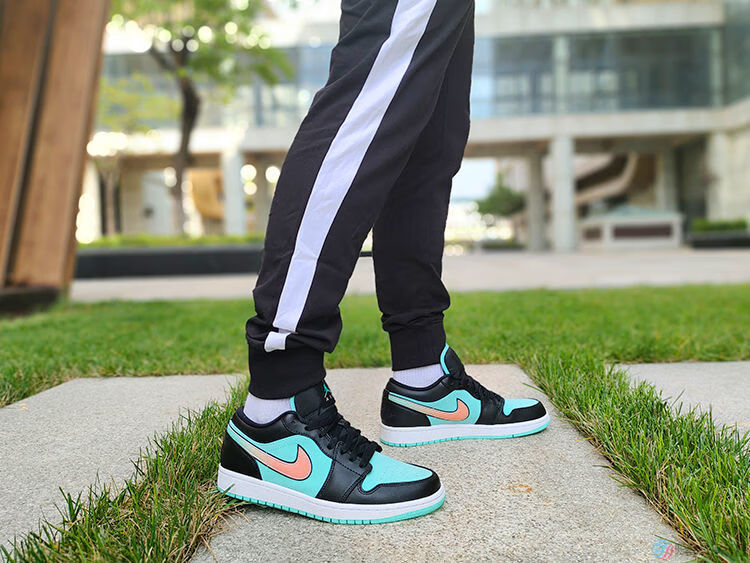 纯原aj1黑绿渐变钩子黑蒂芙尼休闲百搭低帮运动篮球鞋黑蒂芙尼ck30