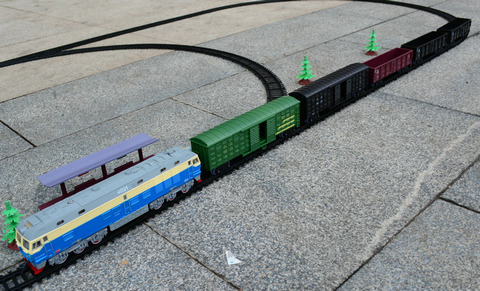 东风超长仿真电动轨道蒸汽高铁绿皮小火车模型儿童男女孩玩具精致版