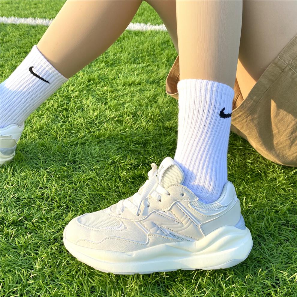 【新款来袭】复古百搭ins潮韩国iu同款运动鞋女原宿学生休闲跑步鞋