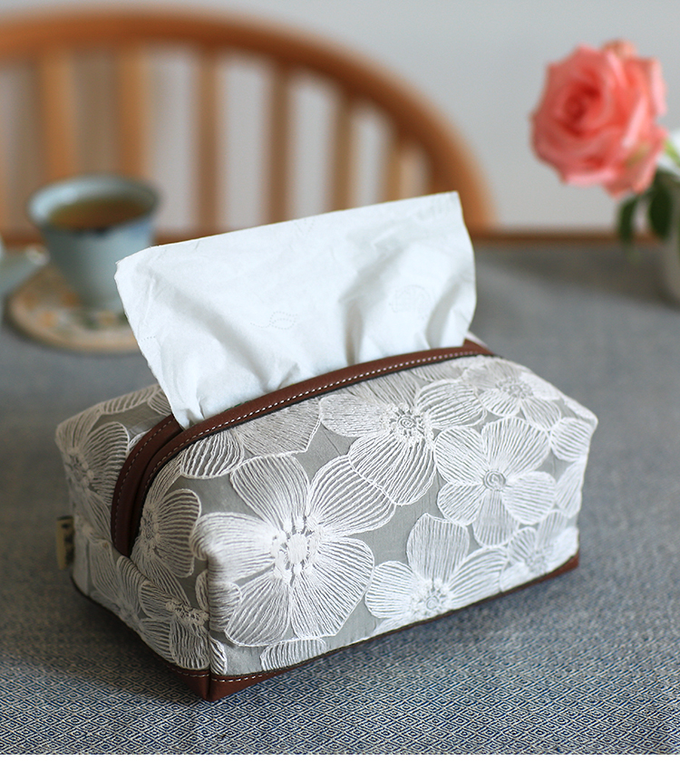 布奏手工刺绣车载纸巾盒客厅家用抽纸盒布艺日式纸巾袋餐巾纸盒草编