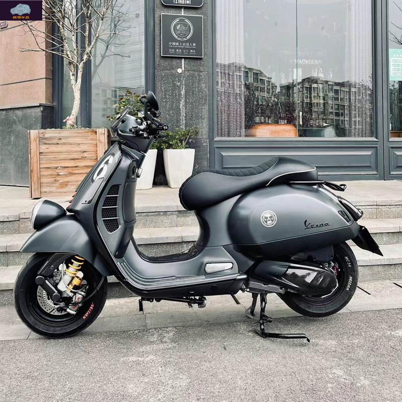 适用于维斯帕vespa gts300摩托车改装全车黑化配件6日边条大灯框传动