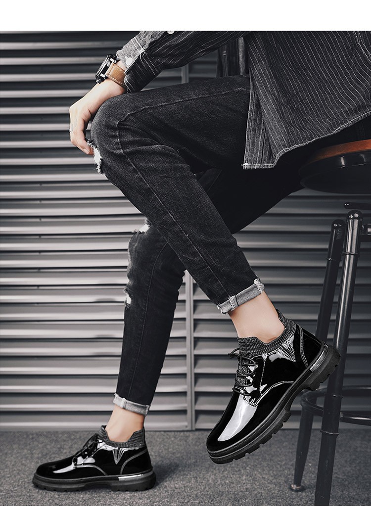 鞋子男休闲皮鞋男2022新款春季男鞋黑色商务正装软底百搭男士英伦风潮