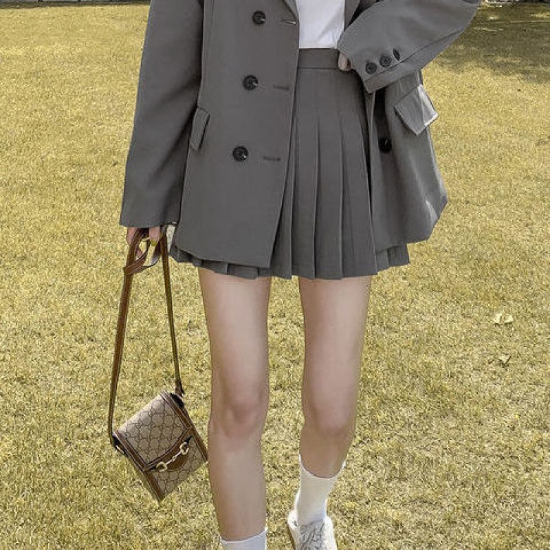 小西装外套女春夏西装百褶裙套装女春季新款学生宽松百搭西服外套短裙