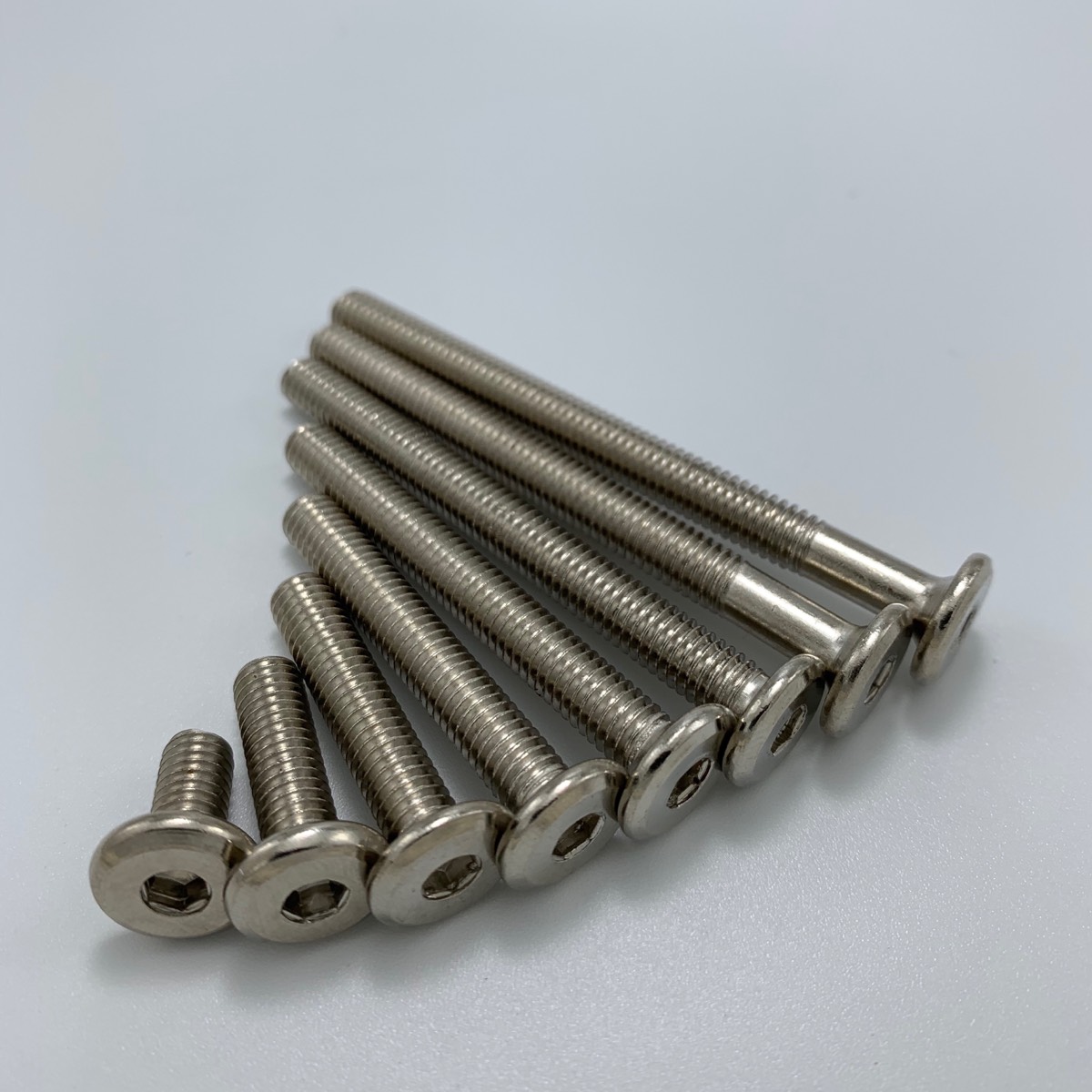 m6家具五金螺丝倒边内六角婴儿床童床配件螺丝书柜斜平头镀镍螺丝 6x