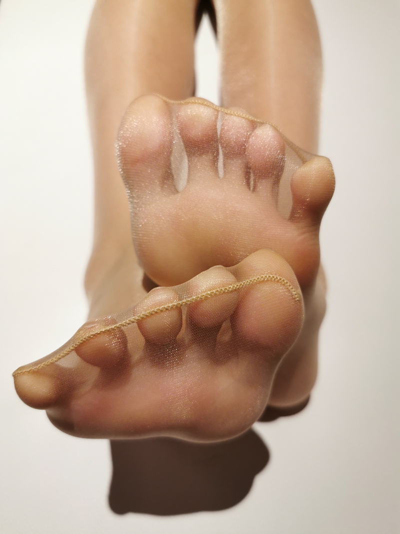 油亮丝袜甜美马油袜美女丝袜子女薄丝袜连裤袜t裆脚尖透明12d夏季柔和