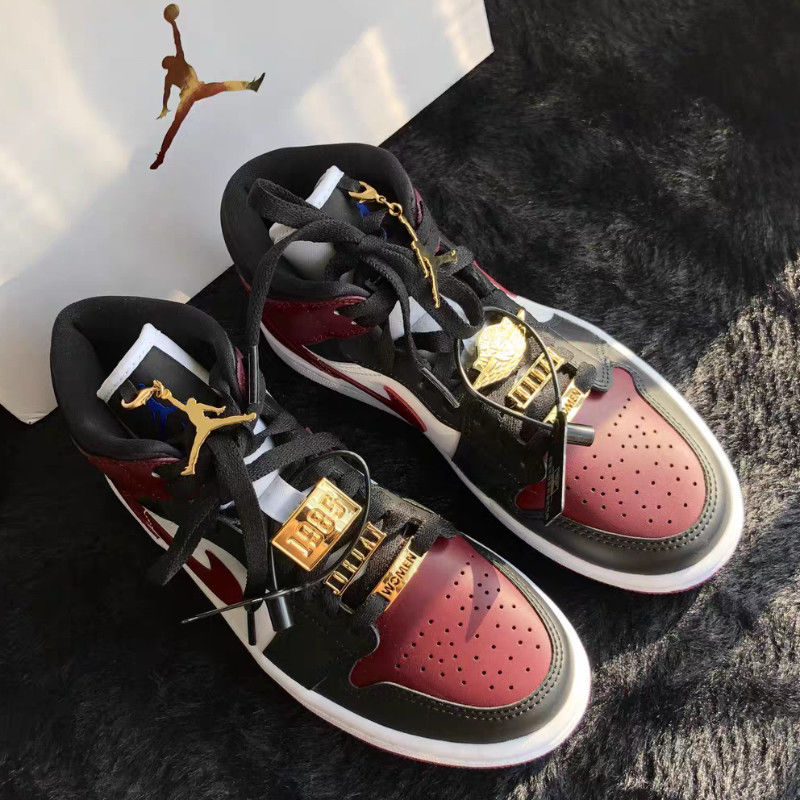 新款现货适配a··j1985金色鞋扣 酒红脚趾飞翼飞人挂件金属配饰 飞翼