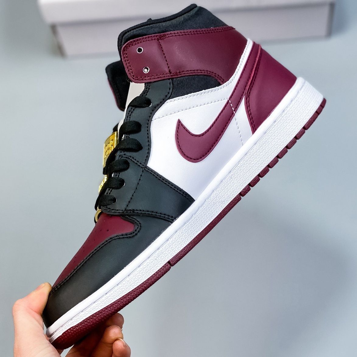 纯原头层乔1midaj1黑红白金属飞翼酒红脚趾休闲鞋男鞋女鞋45