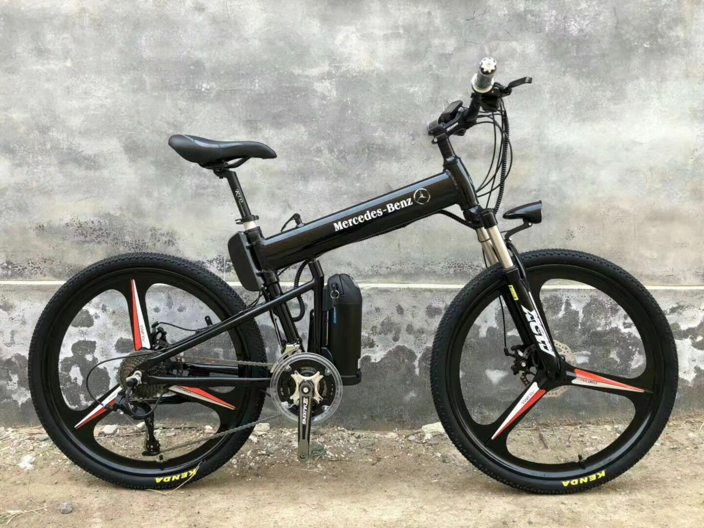 明想奔驰26寸助力电动自行车男女士锂电池变速越野代步山地电瓶电动车