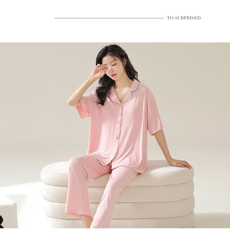 b491f6e4872d0ef8.jpg' style=