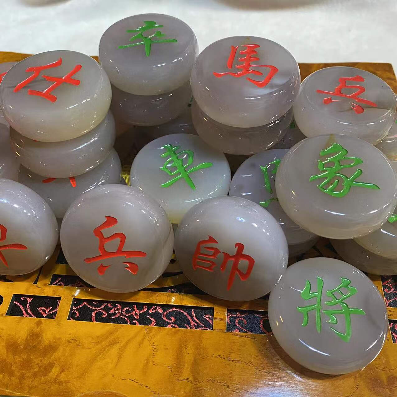 天然纯玛瑙玉石水晶中国象棋加厚大号折叠盘礼品套装商务长辈 s8/52mm