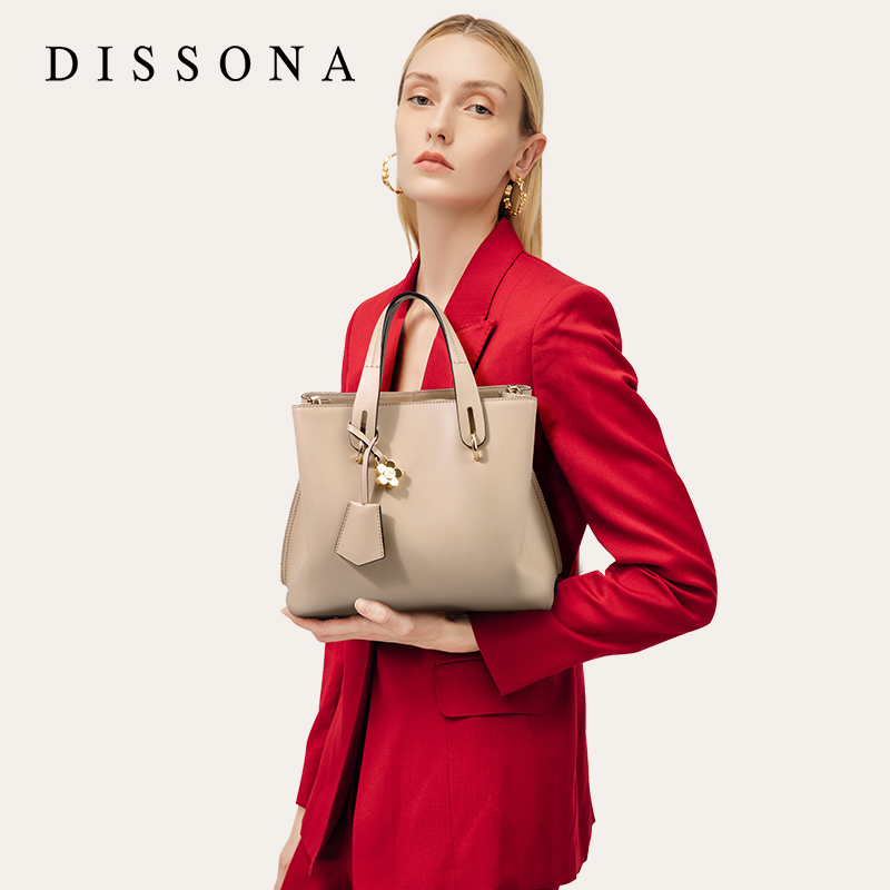 Dissona, Bags