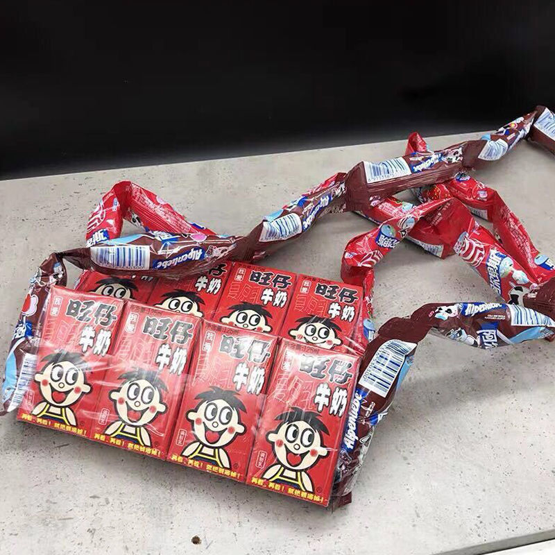 秋天的个包包旺仔牛奶挎包ad钙挎包多规格网红阿尔卑斯棒棒糖包