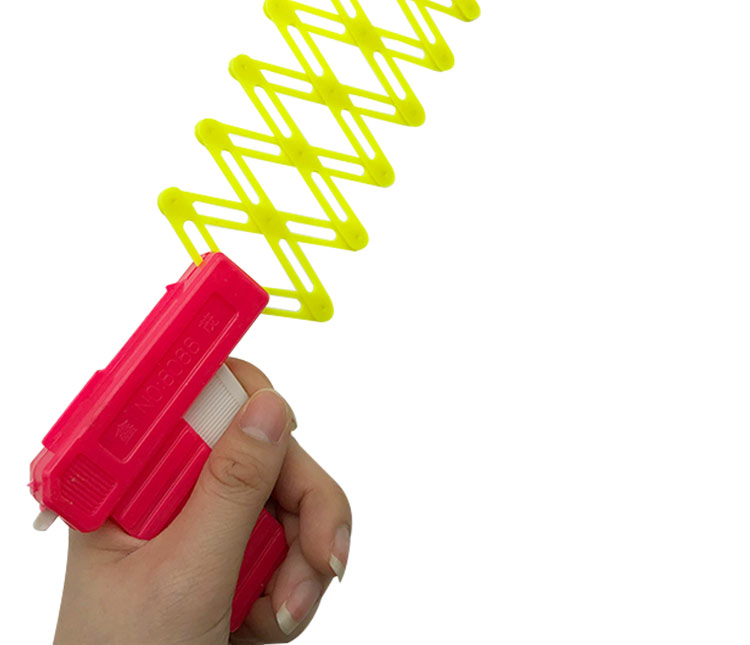 儿童创意弹簧玩具枪恶搞整人搞怪玩具伸缩拳头枪80后怀旧玩具 伸缩