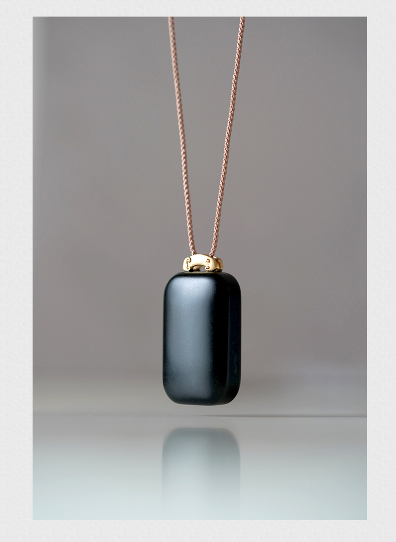 伊人意 和田玉墨玉玉牌平安无事牌和田玉无事牌金镶玉牌送长辈妈妈