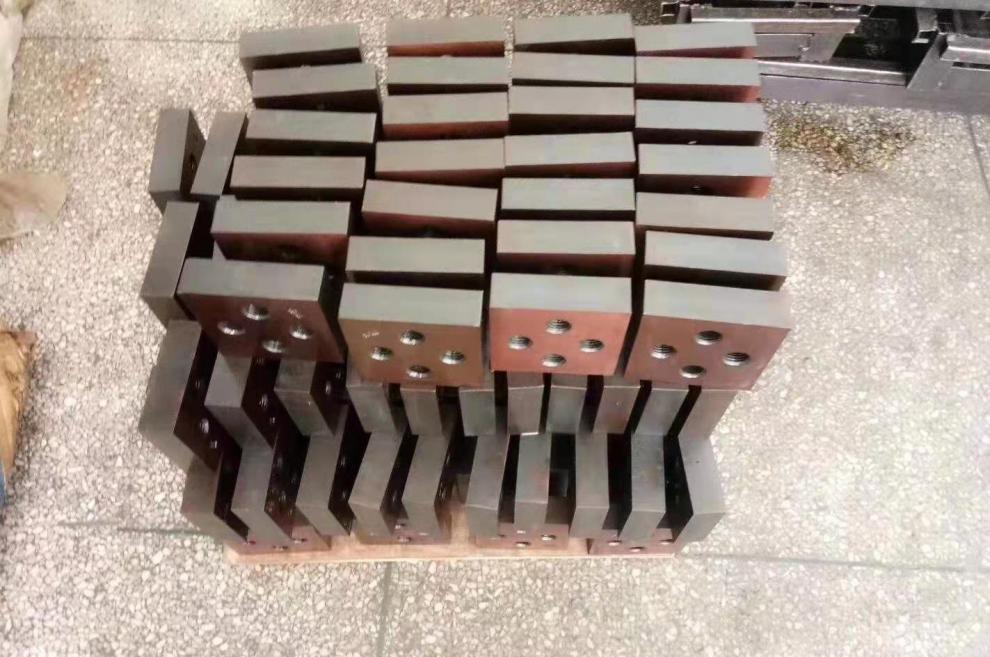 钢筋切断机刀片圆弧刀片废旧钢筋切粒机刀片钢筋颗粒40型50型h13 83*