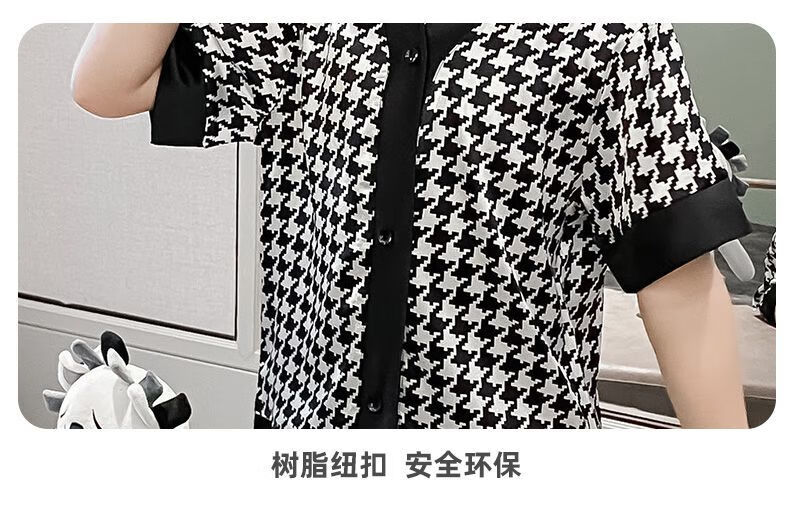 8ee74ba357e2d417.jpg' style=