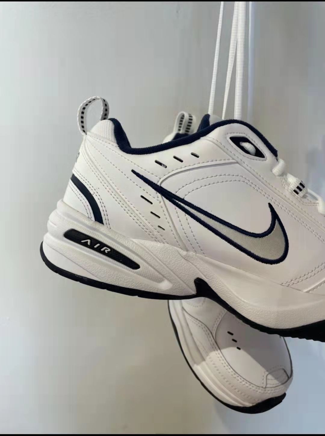 中国专卖官方旗舰店air monarch 4 white navy 减震透气跑步鞋 蓝白