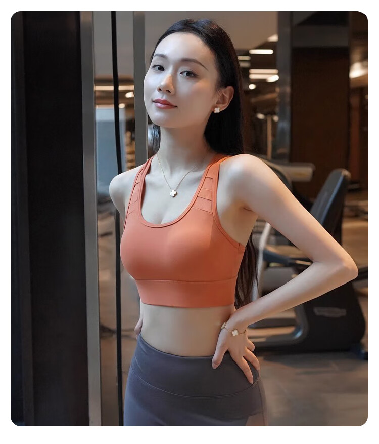 07033757899093d8.jpg