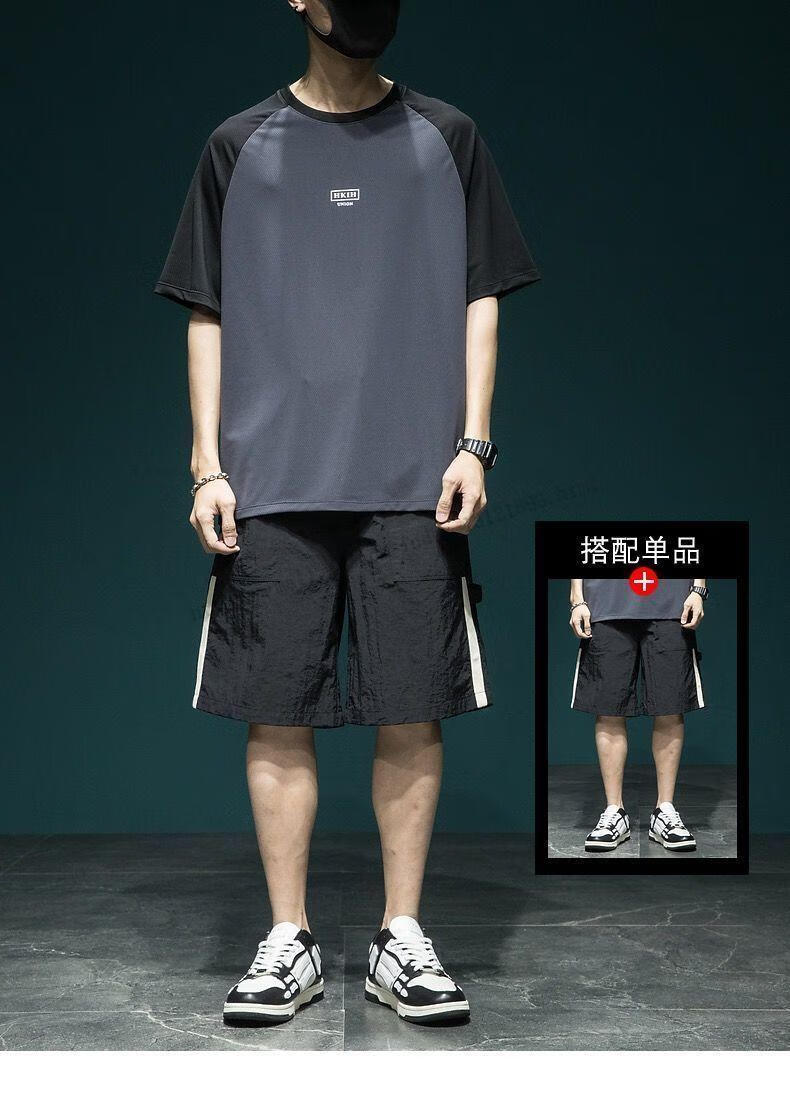 77db6139240eff6c.jpg' style=
