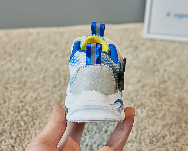 510406c6dedffbc5.jpg' style=