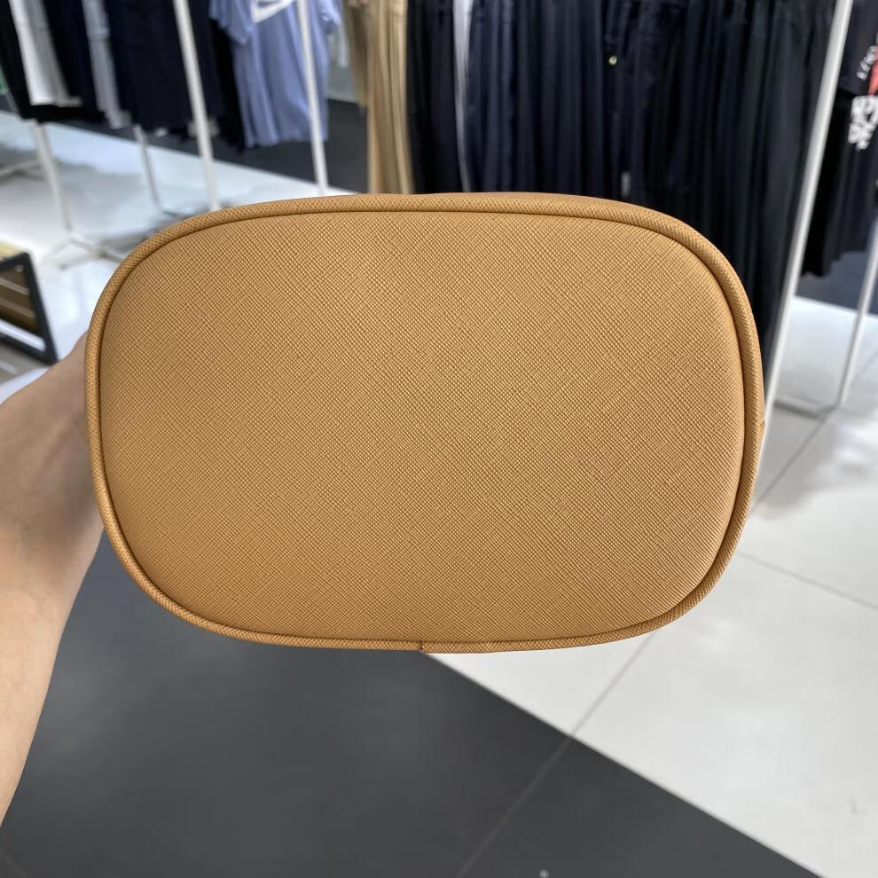 fec4b6ca9d1edc20.jpg