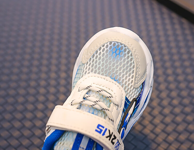 5a6d59abf40249ec.jpg' style=