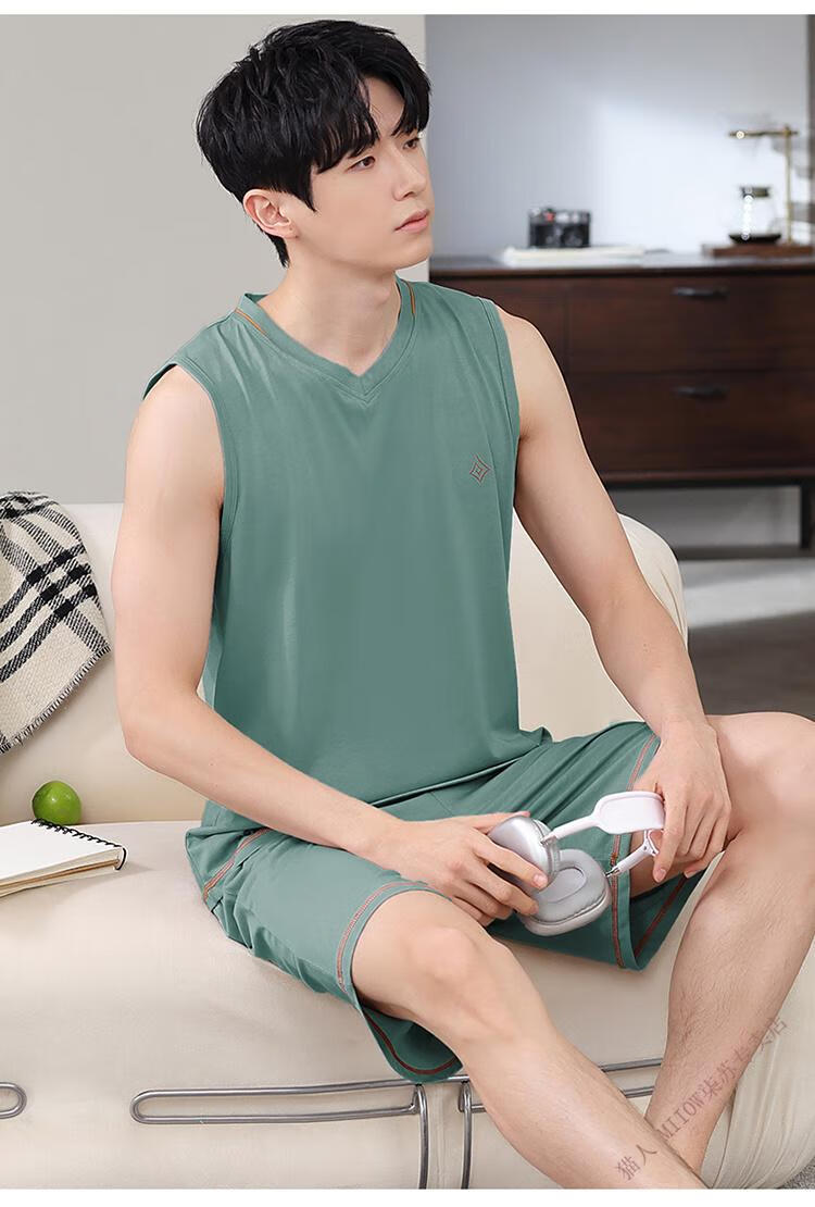 f44d86d9150acc0e.jpg' style=