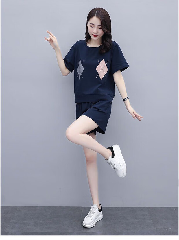 e27f8918e2b37062.jpg' style=