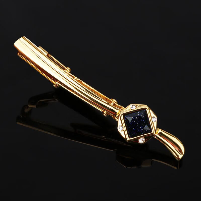 da31b92b7841102b.jpg' style=