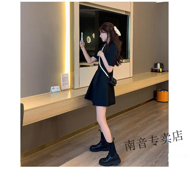 e6d1d688b5e9d70e.jpg' style=