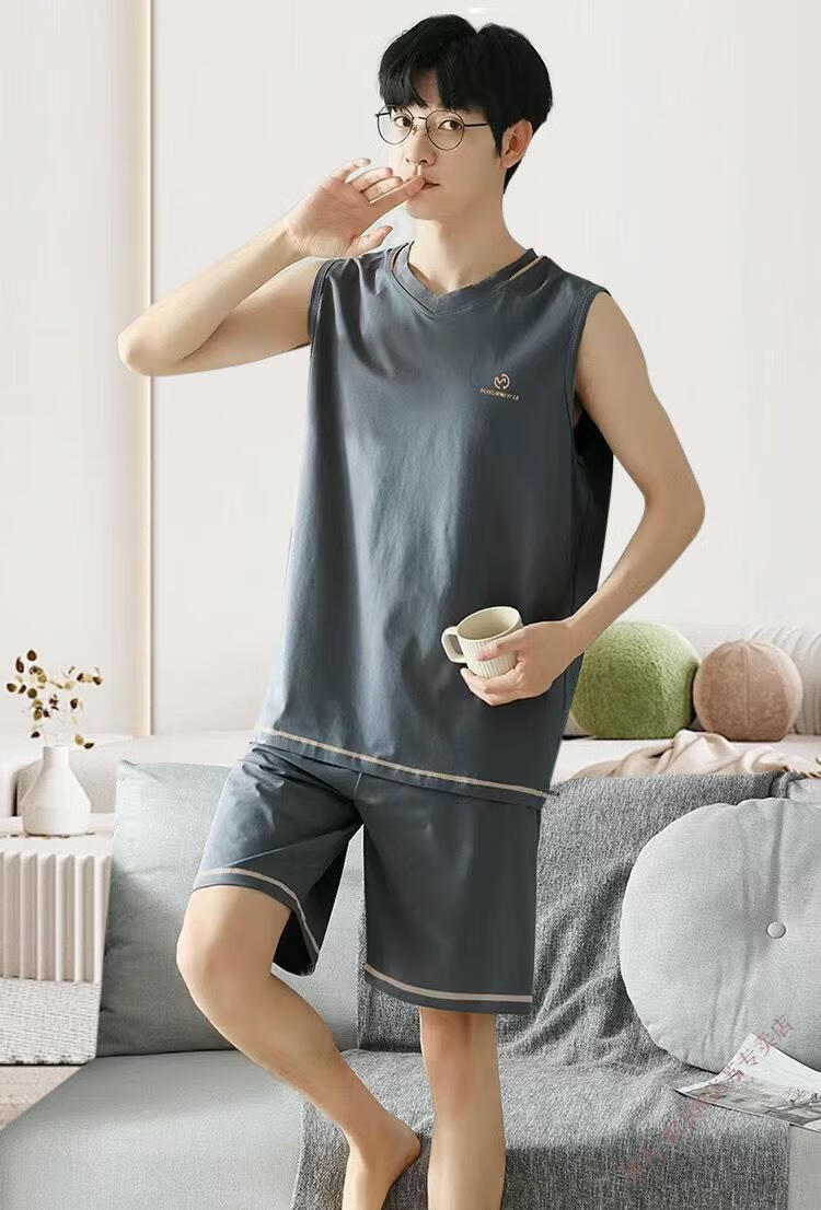 5278d8867037572b.jpg' style=