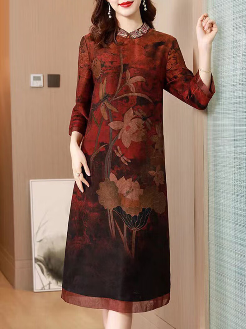 572ad154d9e1f950.jpg' style=