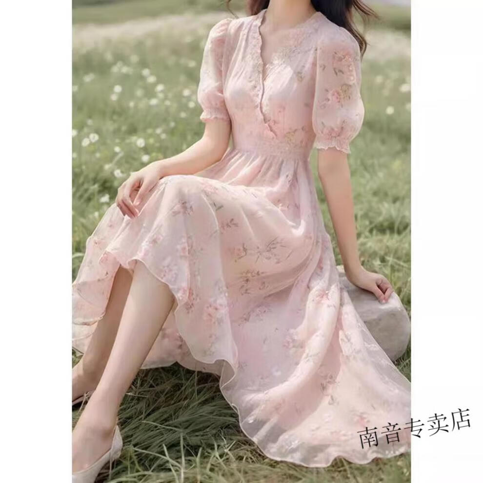 08f045f09476ee63.jpg' style=